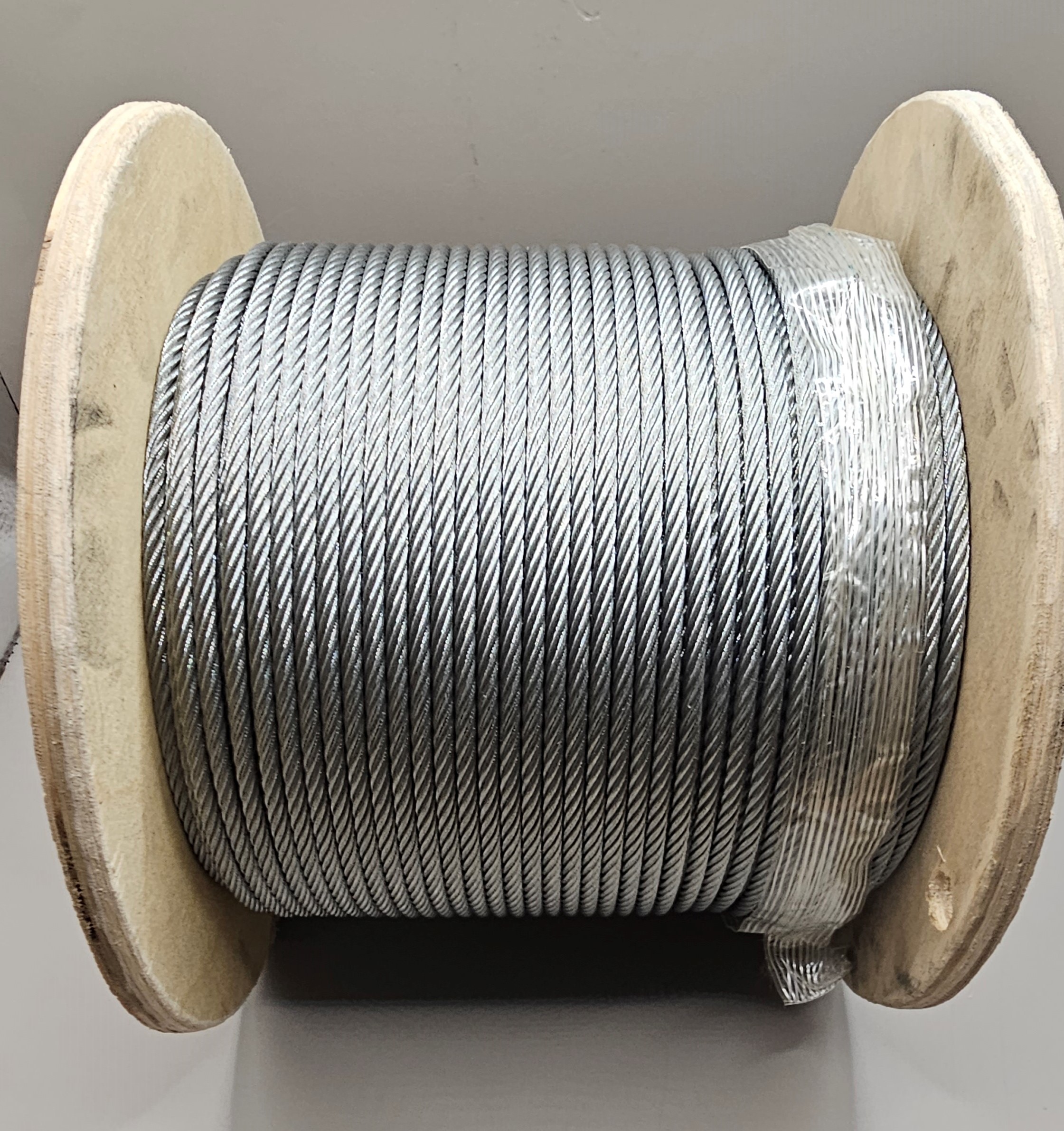 500ft cable reel Image