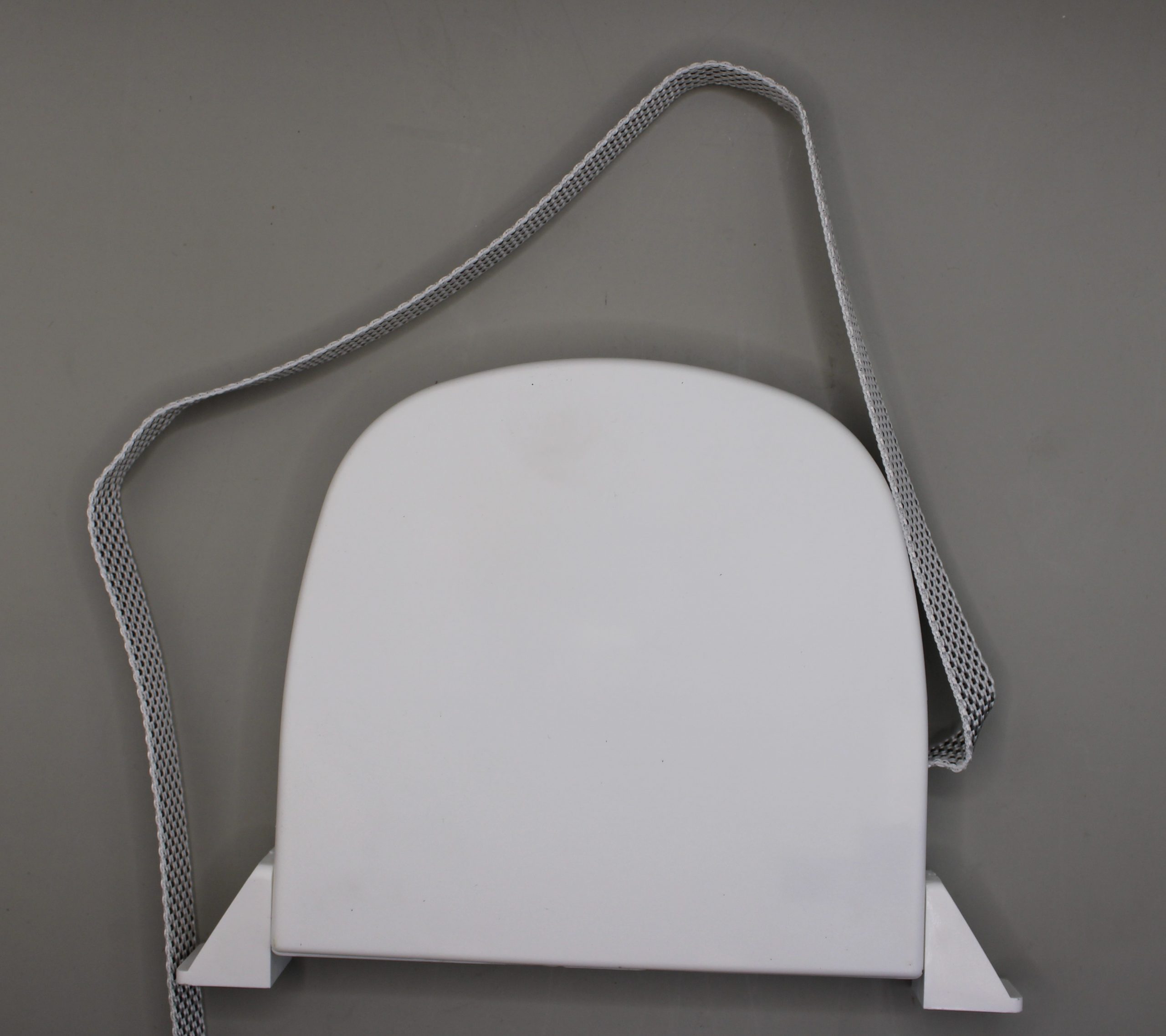 Pharmacy Gate Strap Box - White Image