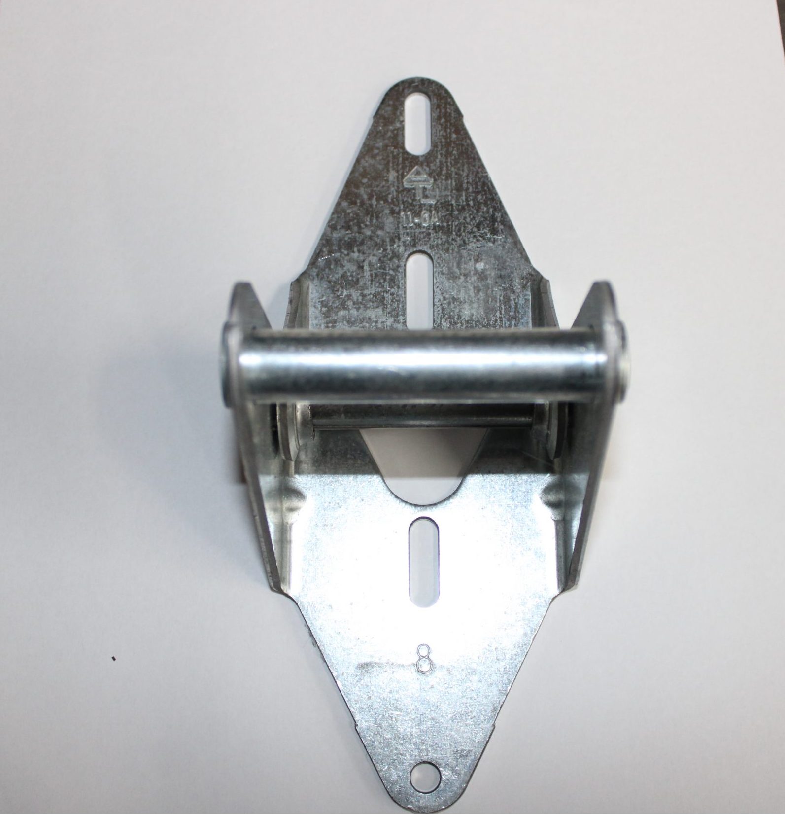 #8 Hinge Image