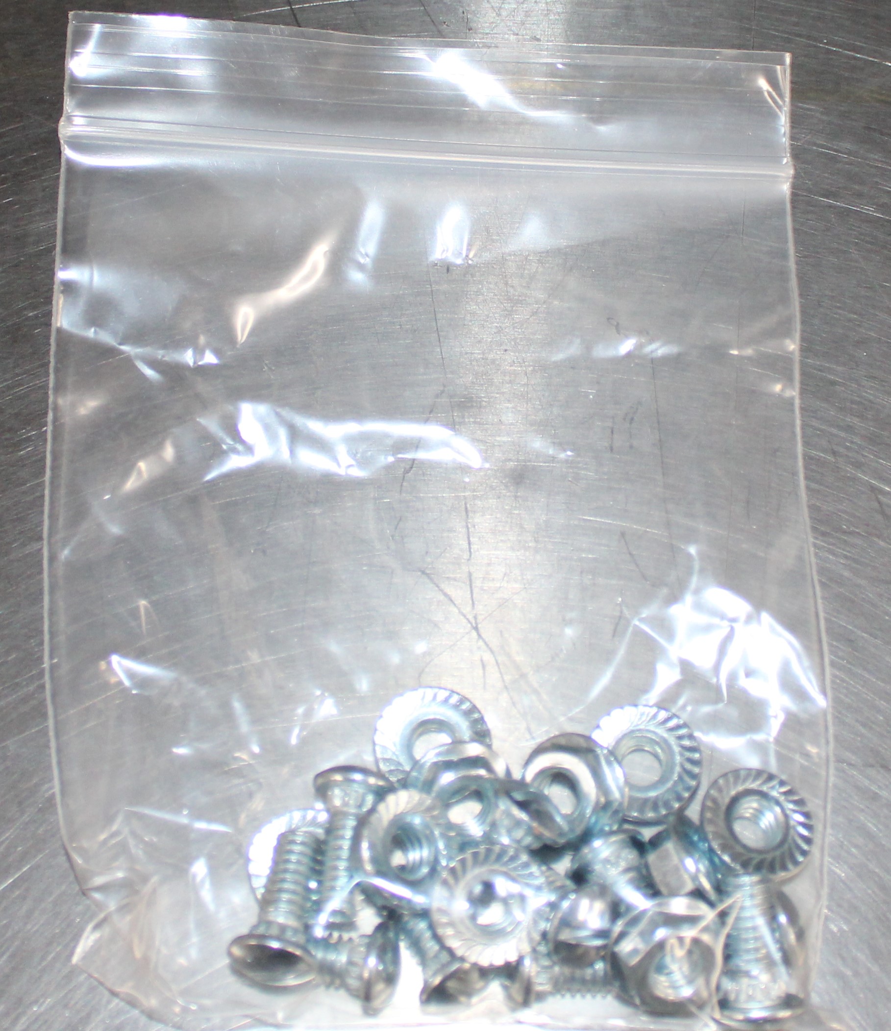 Track nuts and bolts - 10 pack Image